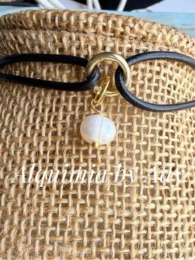 Minimal Black Leather Choker with Gold Ring and White baroque Pearl Drop